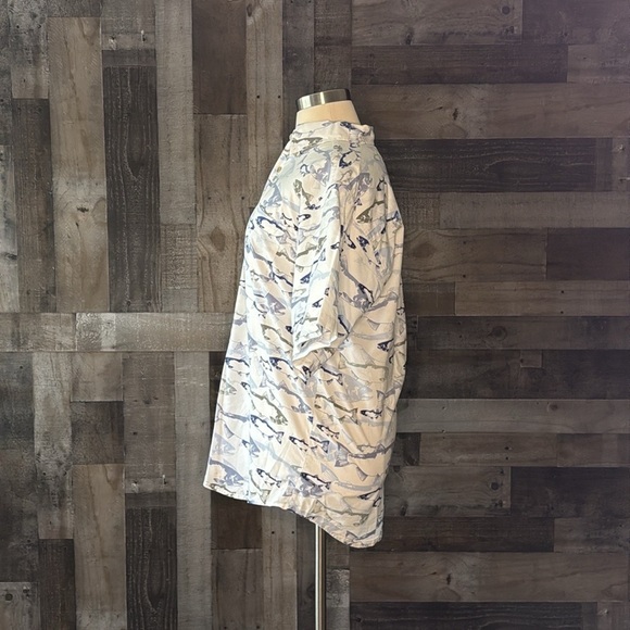 Men’s Columbia button up shirt XLarge sporty outdoor fishing camping vacation - Picture 7 of 11